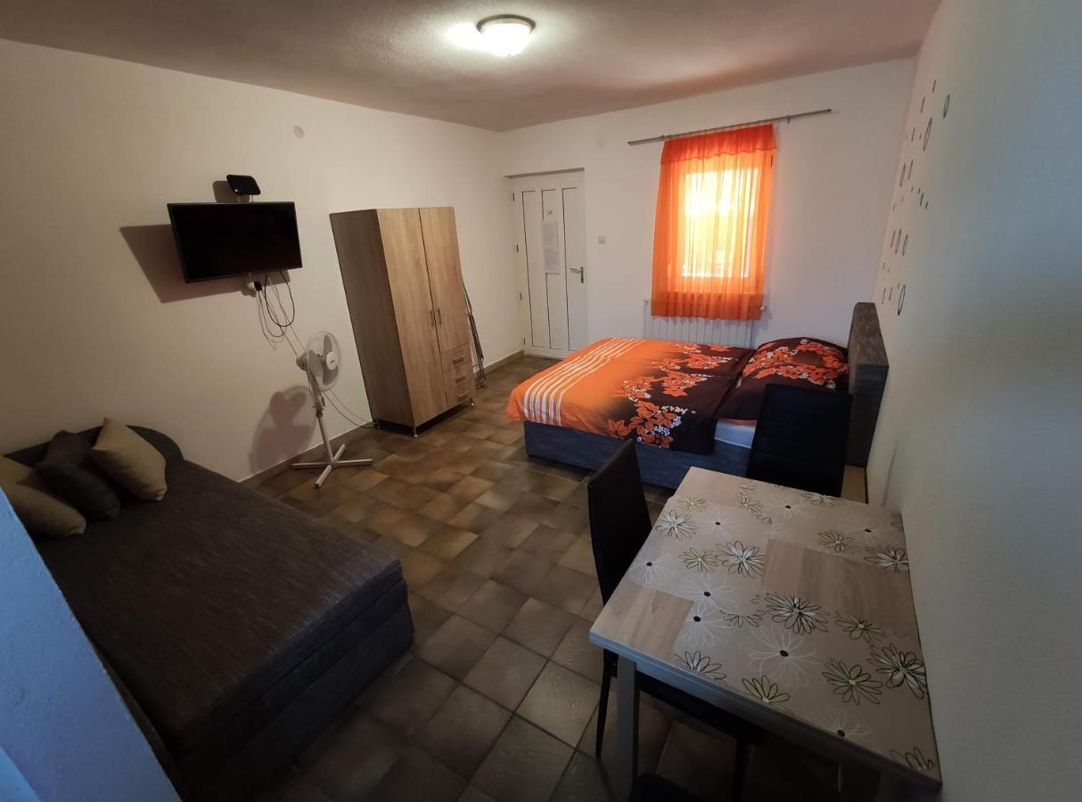 Vasti Apartman Сиофок Екстериор снимка