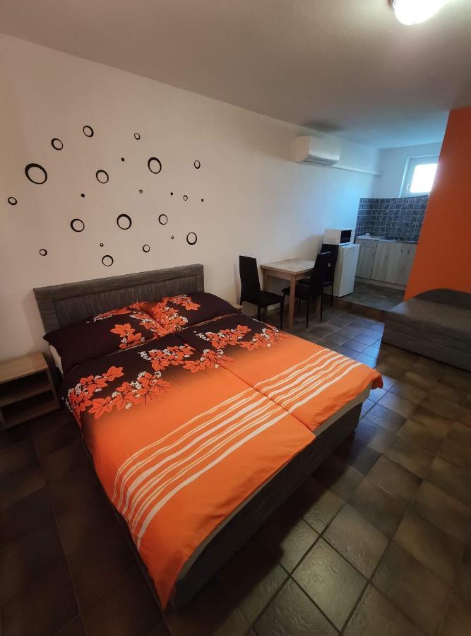 Vasti Apartman Сиофок Екстериор снимка