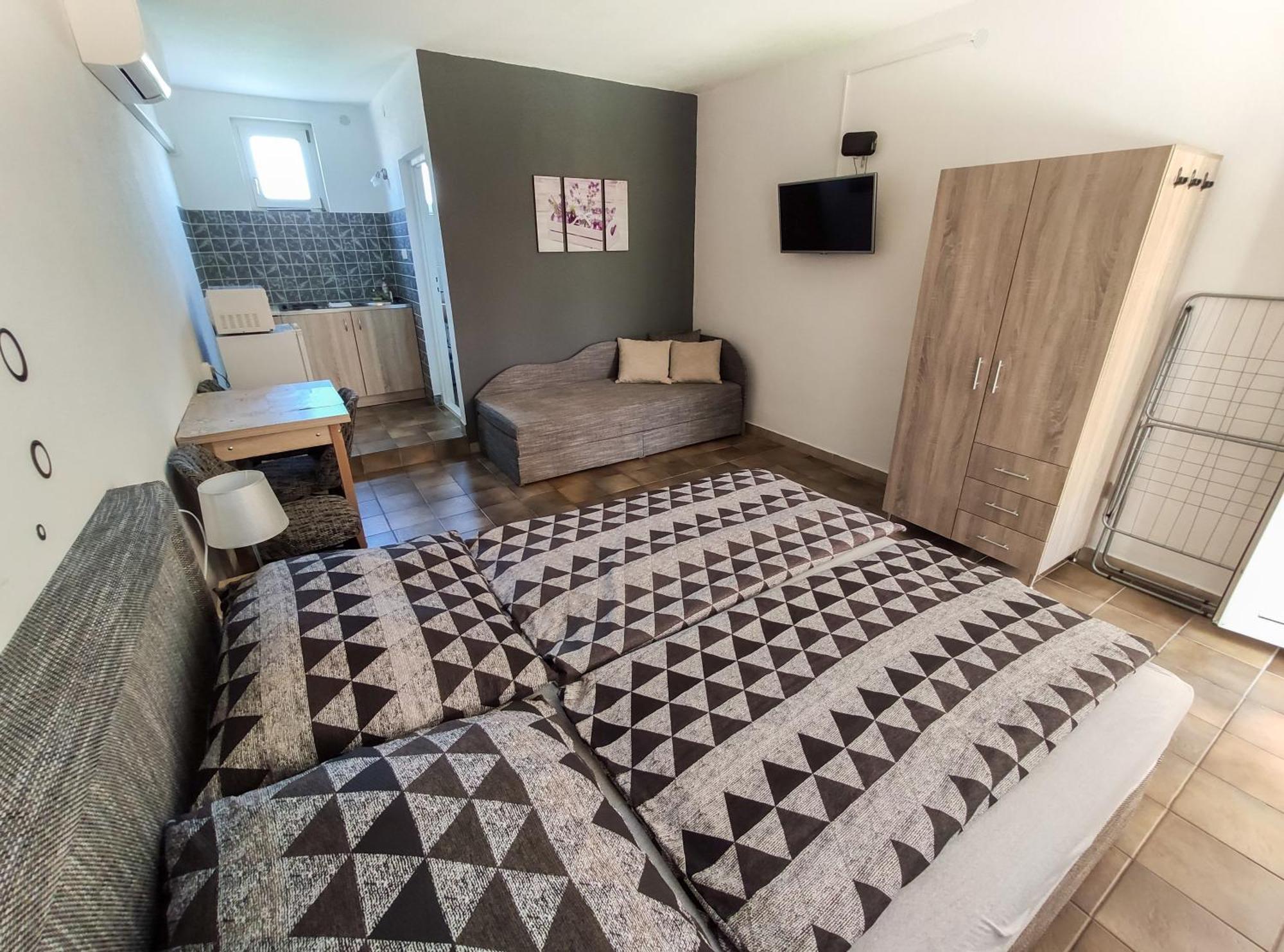 Vasti Apartman Сиофок Екстериор снимка