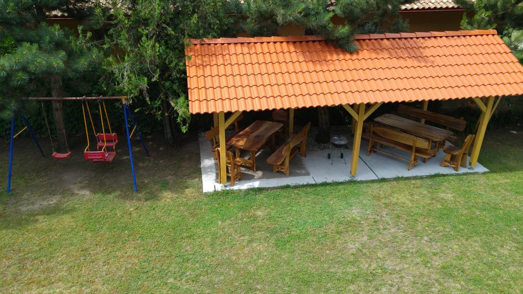 Vasti Apartman Сиофок Екстериор снимка